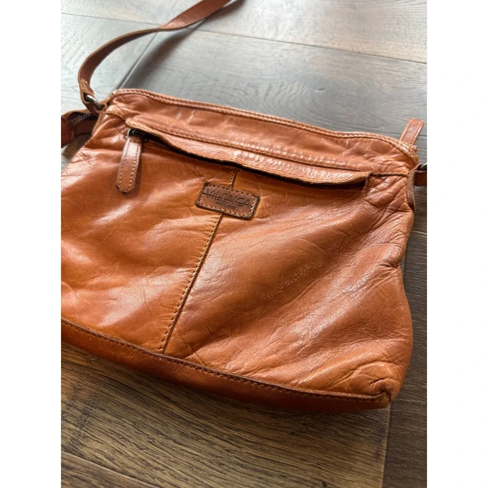 Vilenica Holland Leather Crossbody Bag Woven Front Shoulder Bag Purse‎